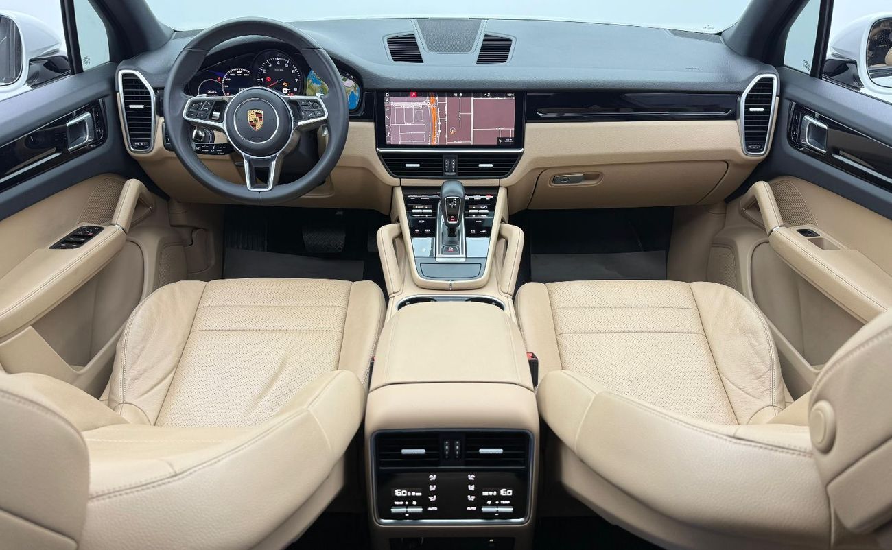 Porsche Cayenne Std 3.0L (340 HP) 2018 Porsche Cayenne, Warranty, Full Porsche Service History, Excellent Condition,