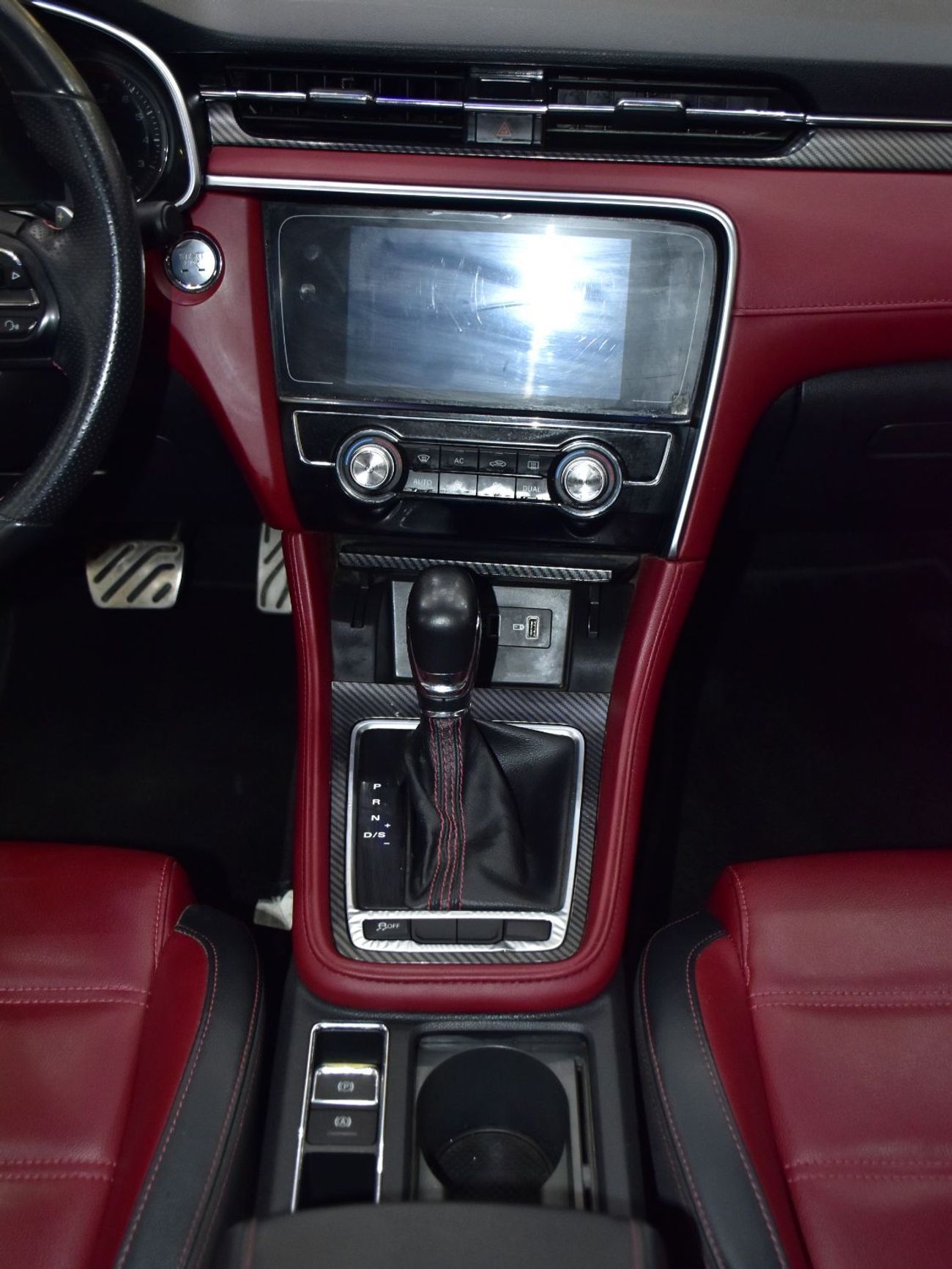 MG 6 LUXURY EXCELLENT DEAL for our MG MG6 20T ( 2022 Model ) in Black Color GCC Specs