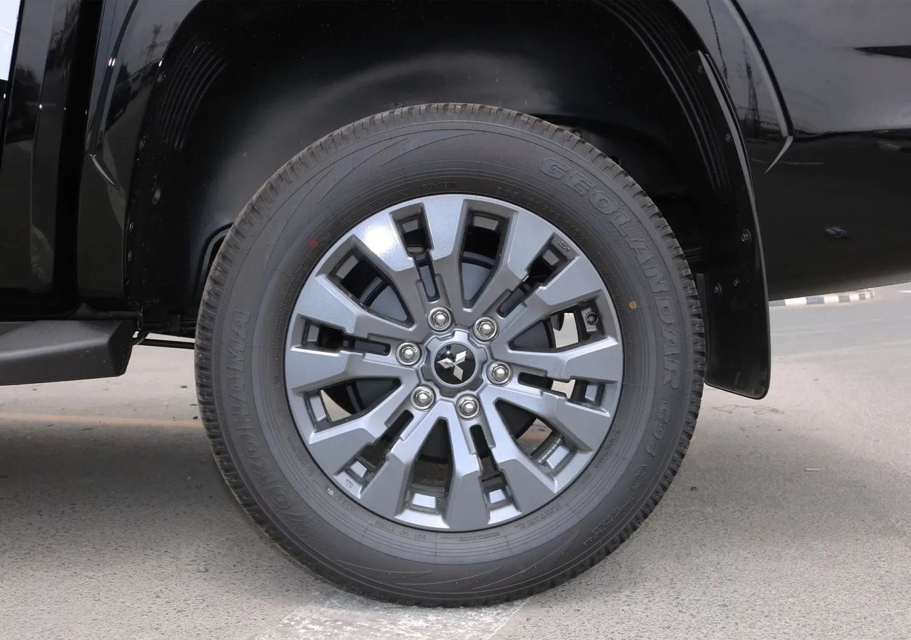 Mitsubishi L200 2024 Mitsubishi L200 / Triton Sportero 4WD 2.4L Diesel AT