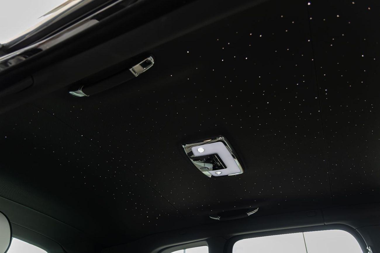 Rolls-Royce Cullinan ROLLS-ROYCE CULLINAN | SILVER BADGE | FULL OPTIONS | BESPOKE SOUND SYSTEM | GCC SPECS | 2025