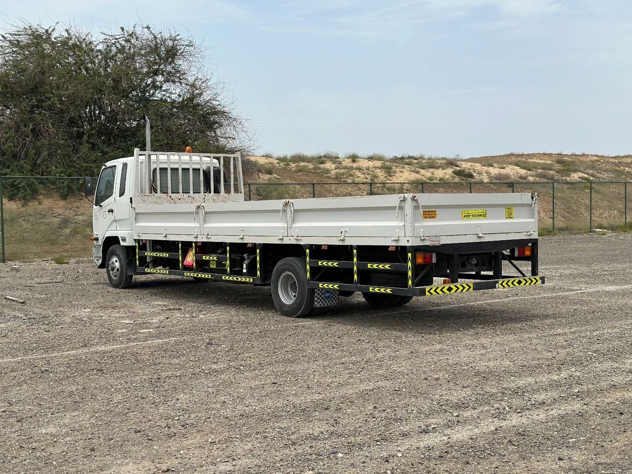 Mitsubishi Fuso Canter GCC VERY CLEAN