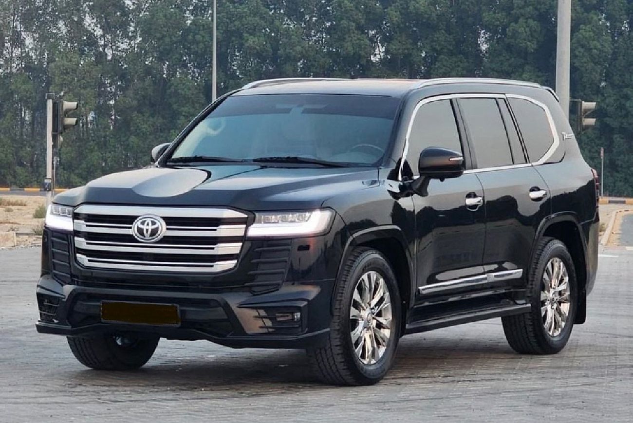 Toyota Land Cruiser 2015 Model VXR V8 Facelift to 2024 Shape Exterior and Interior Full Upgrade