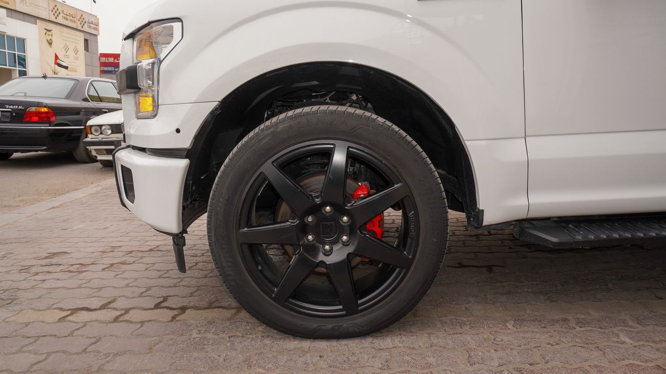 فورد F 150 ROUSH CHARGED  V8