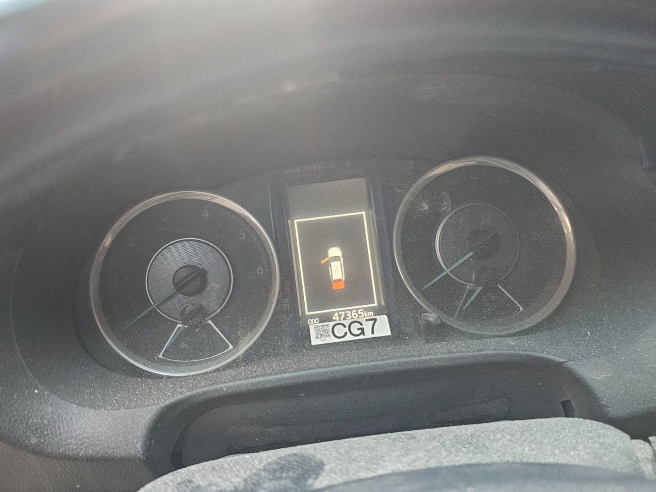 Toyota Fortuner STD D(diesel) 2.4L V4 DIESEL ENGINE Automatic Gear 4WD 7 Seats 5 Doors