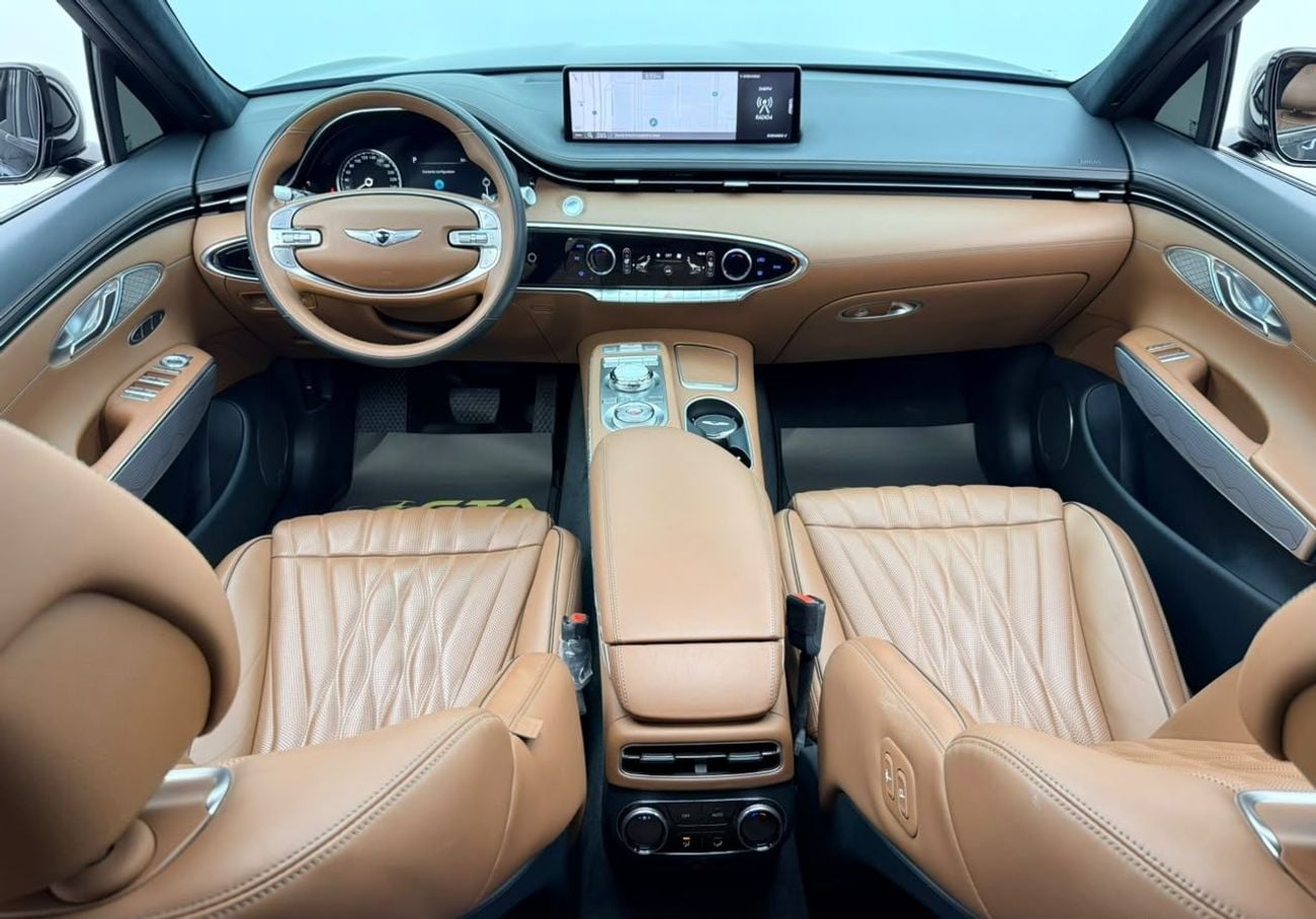 Genesis GV70 PRESTIGE 2023 Genesis GV70 Platinum Sport, 1 Year Unlimited Kilometer Warranty, GCC Specs.