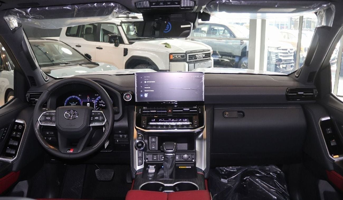 Toyota Land Cruiser (LC300) GR-Sport, 3.3L Turbo Diesel 4WD 10-Speed Automatic | 2026 Model | Ready for Export