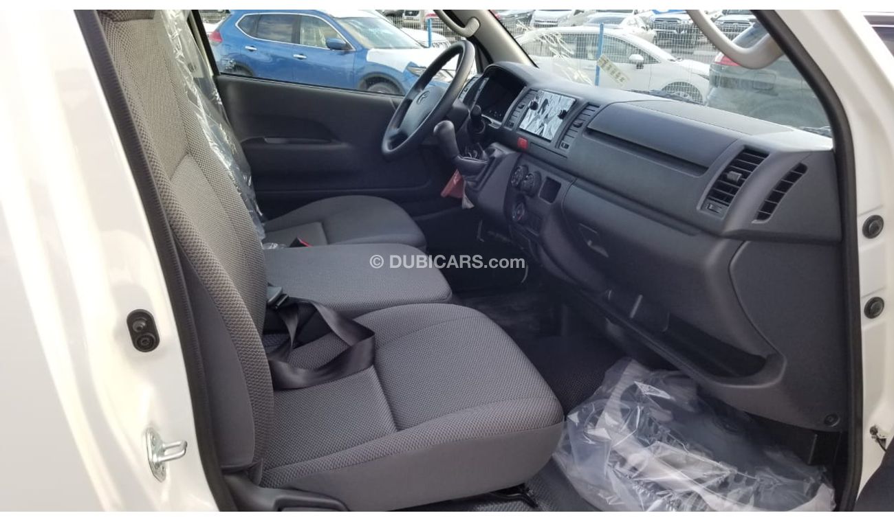 Toyota Hiace TOYOTA HIACE 2.7L CARGO 2020