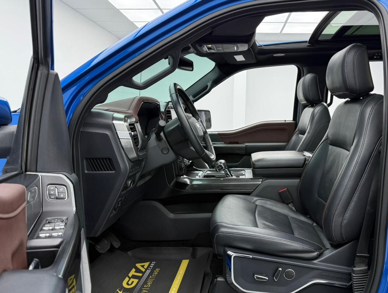 Ford F 150 2021 Ford F-150 Lariat, 2027 Ford Service Pack, Full Ford Service History, Excellent Condition, GCC