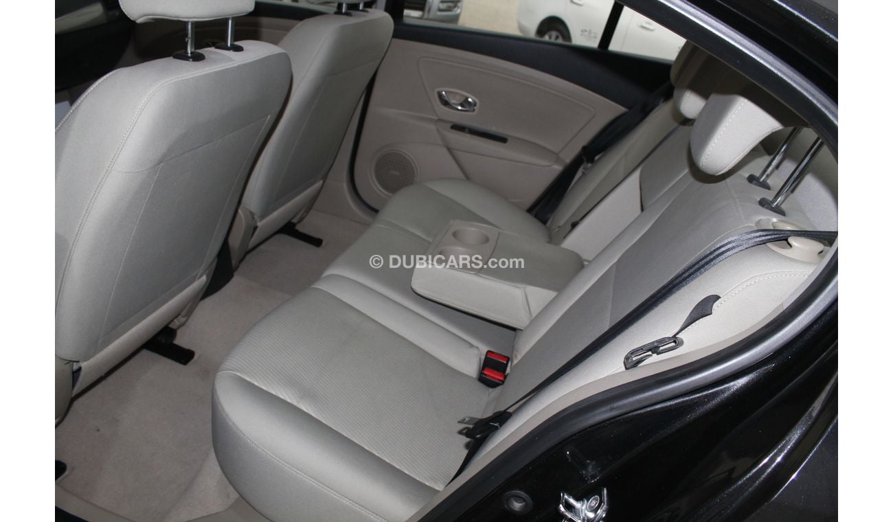 Renault Fluence 2.0L 2015 MODEL WITH BLUETOOTH