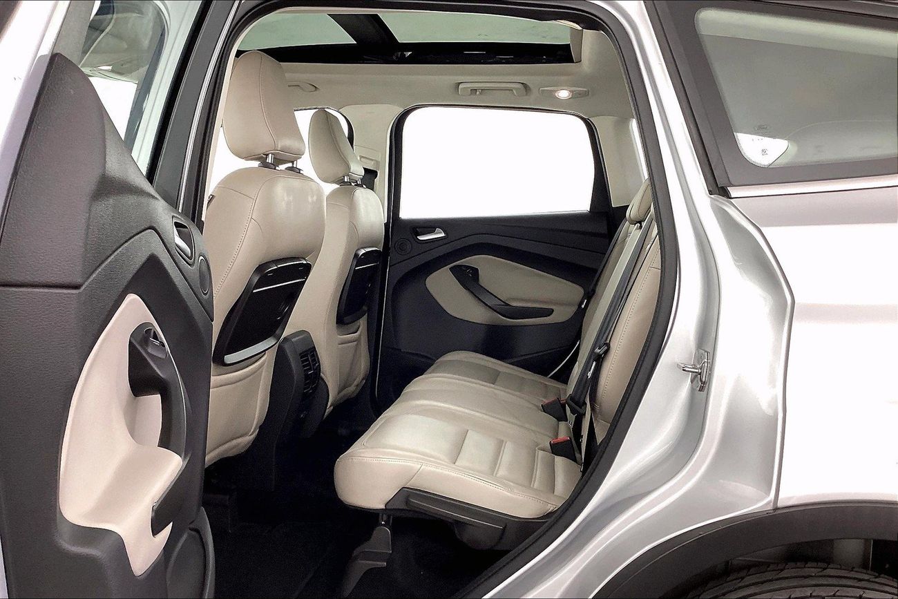 Ford Escape Titanium | Guaranteed Warranty | 0 Down Payment