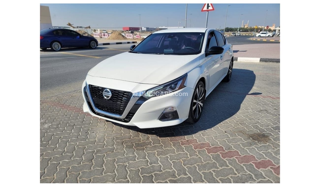 نيسان ألتيما Very Clean Car