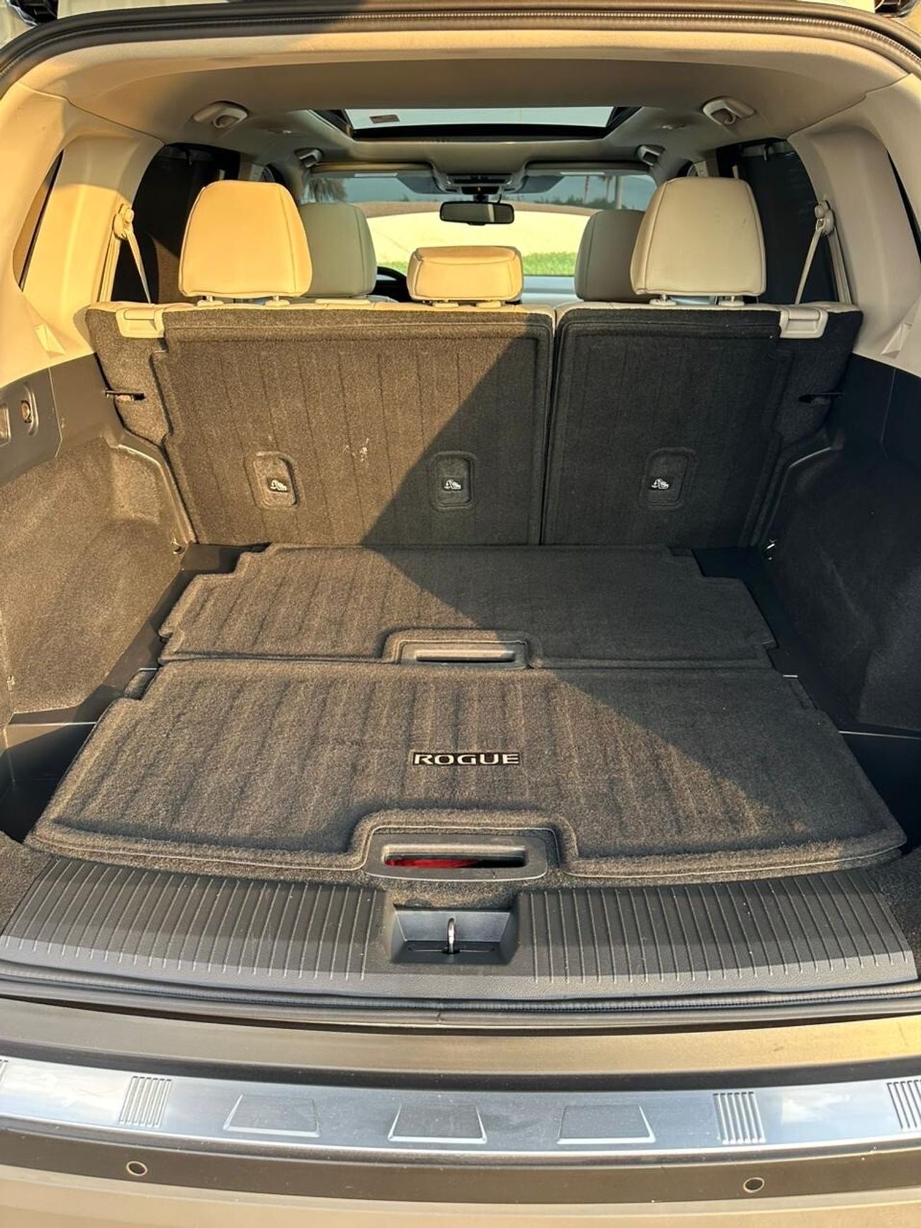 نيسان روج SL