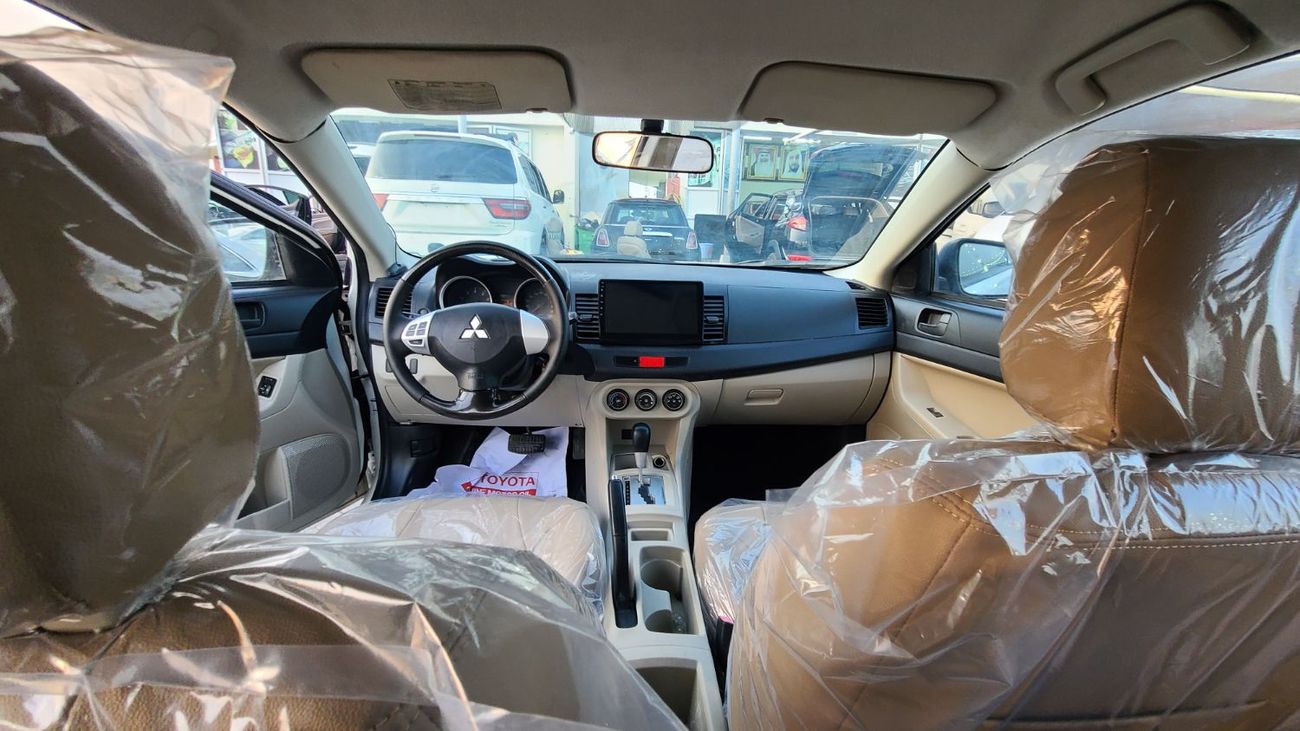 Mitsubishi Lancer خليجي