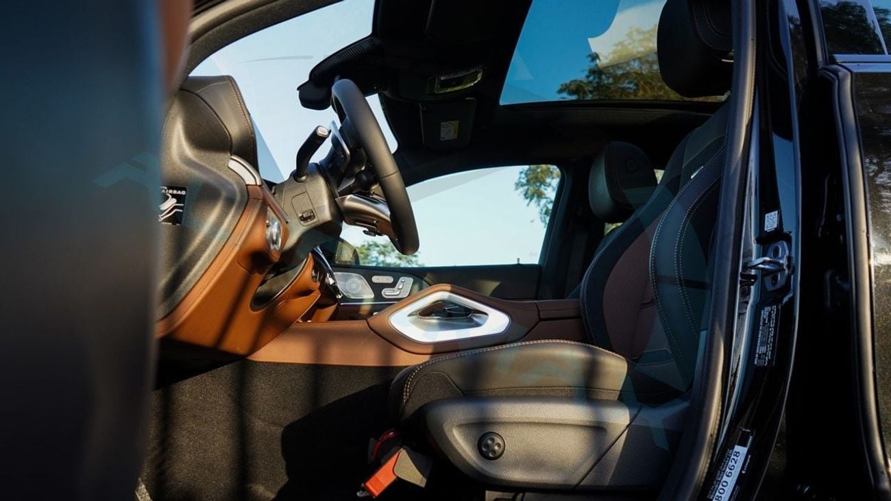 مرسيدس بنز GLE 53 AMG كوبيه 4MATIC+ EQ Boost 2026 GCC 0Km With 2 Years Unlimited Mileage Warranty @Official Dealer