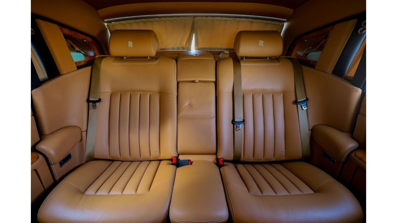 رولز رويس فانتوم Rolls-Royce Phantom 2010 GCC Flood Free.