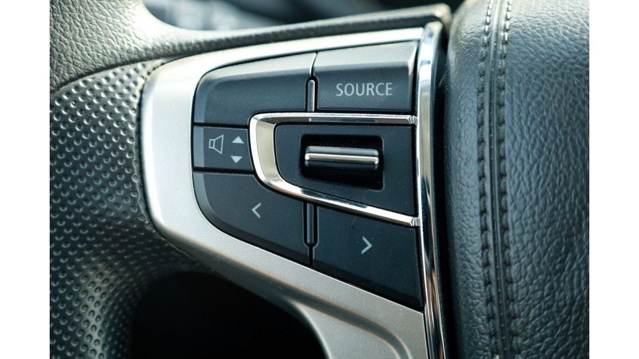 ميتسوبيشي L200 Mitsubishi L200 Petrol Manual 2023 V4 2.4L 4wd