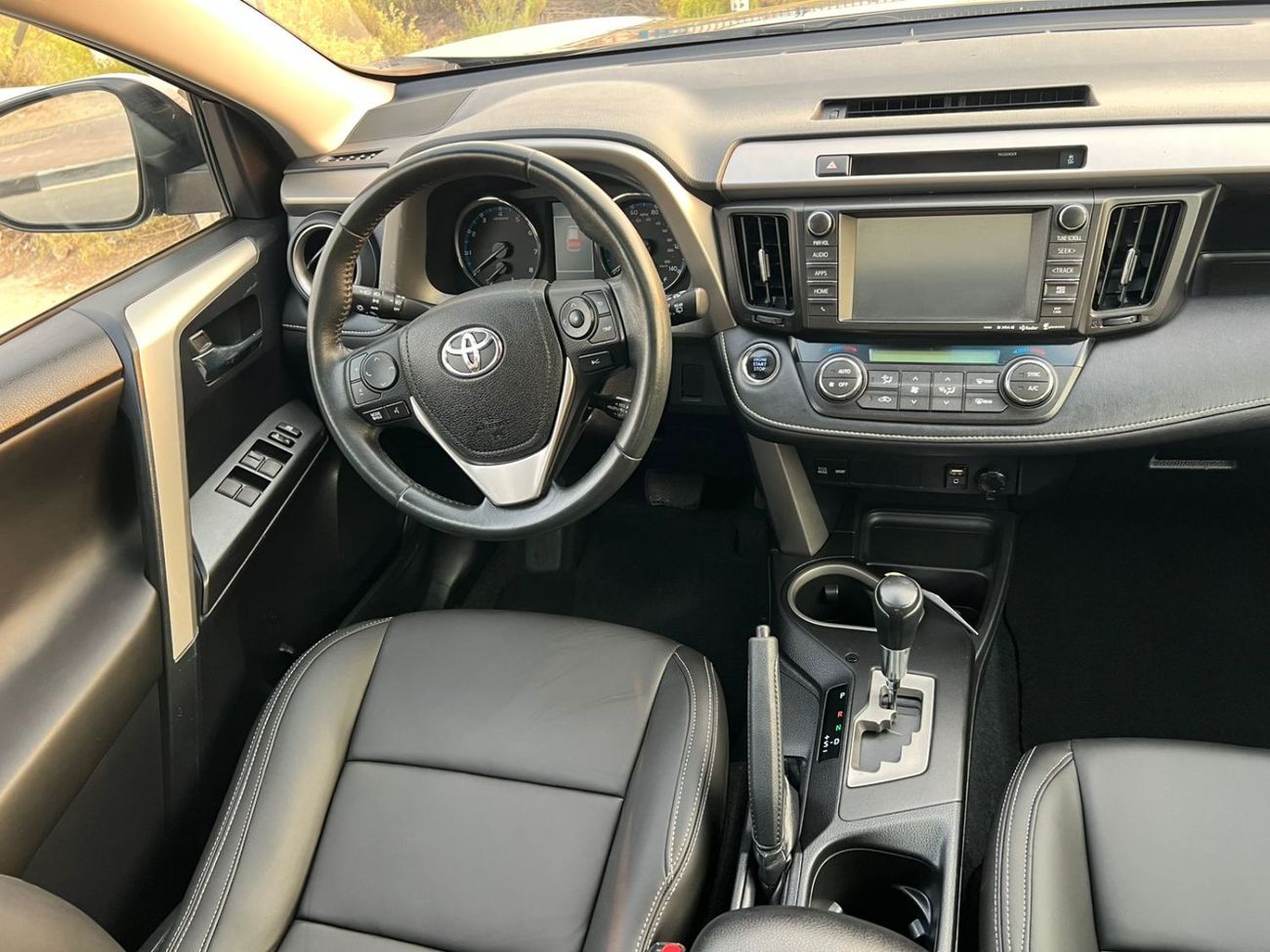 تويوتا راف ٤ 