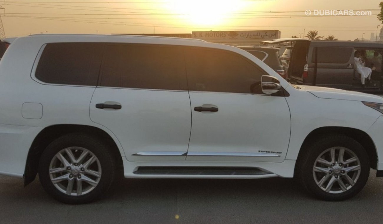 Lexus LX570 LEFT HAND FULL OPTION full facelifted interior and exterior