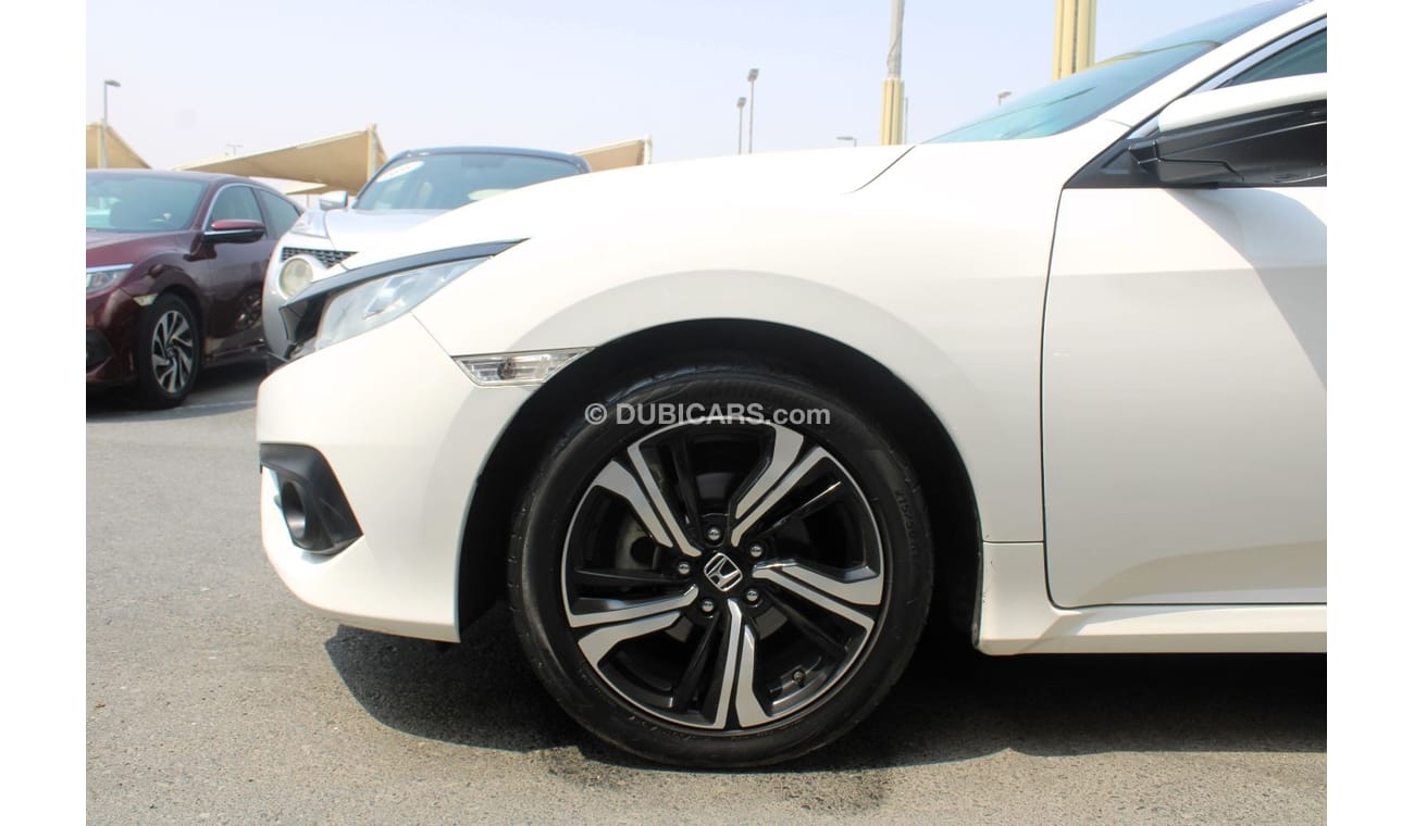 هوندا سيفيك DX خالية من الحوادث - خليجي - مكينة 1600 سي سي - صبغة وكالة