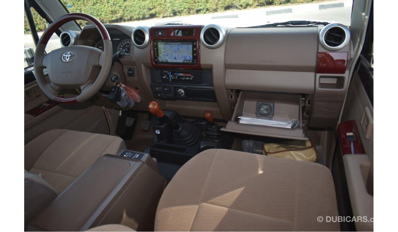 Toyota Land Cruiser Hard Top 71 HARDTOP XTREME V6 4.0L PETROL 5 SEAT MT