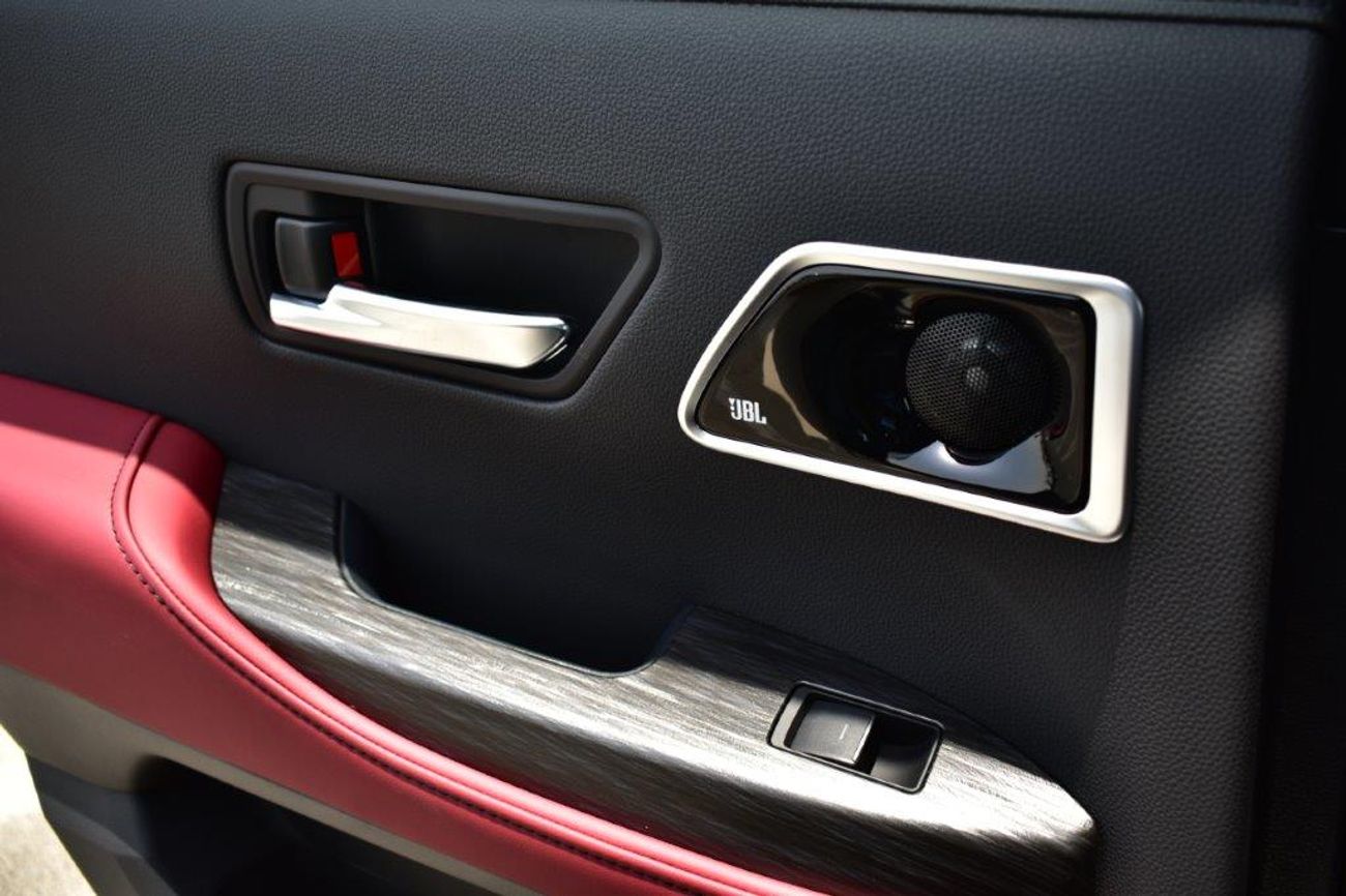 Toyota Land Cruiser 3.5T VXR Hybrid