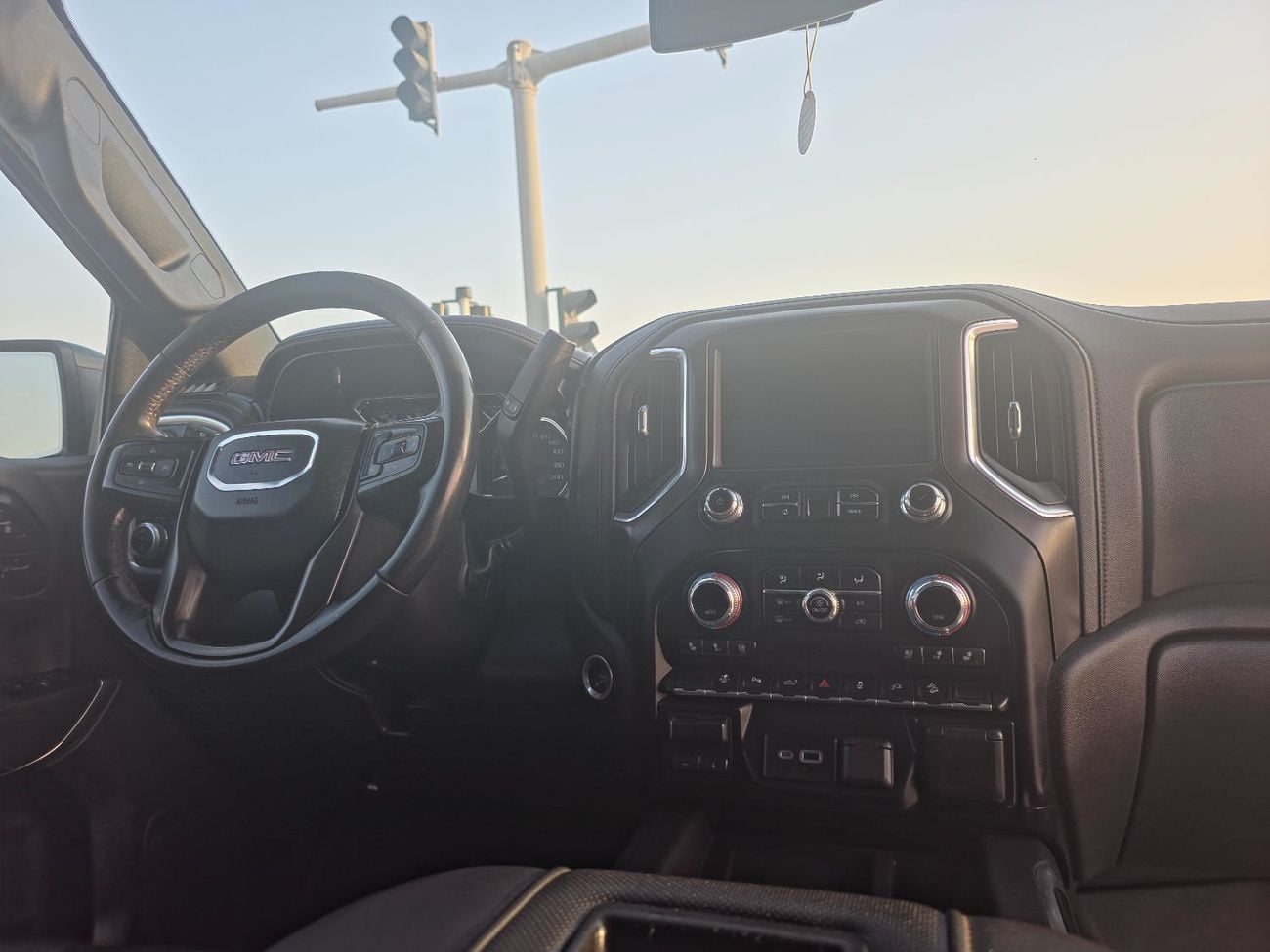 GMC Sierra 1500 REG/CAB AT4