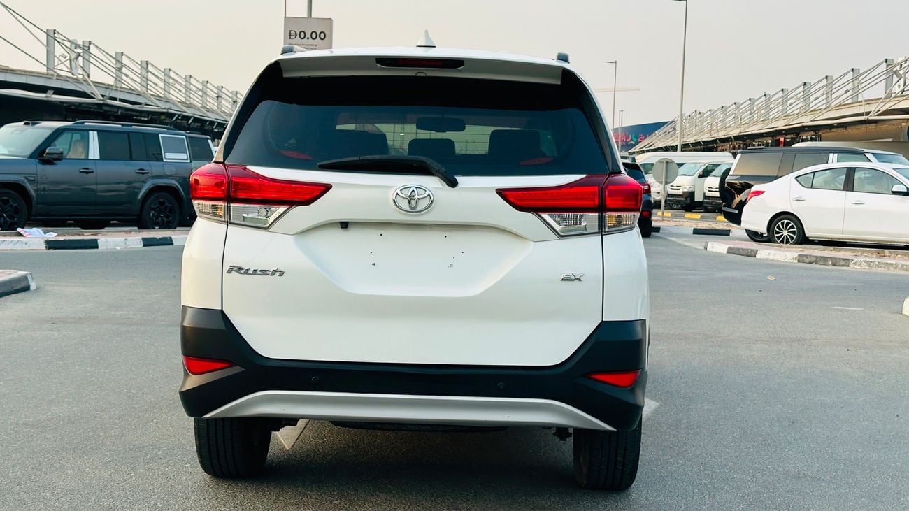 Toyota Rush EX