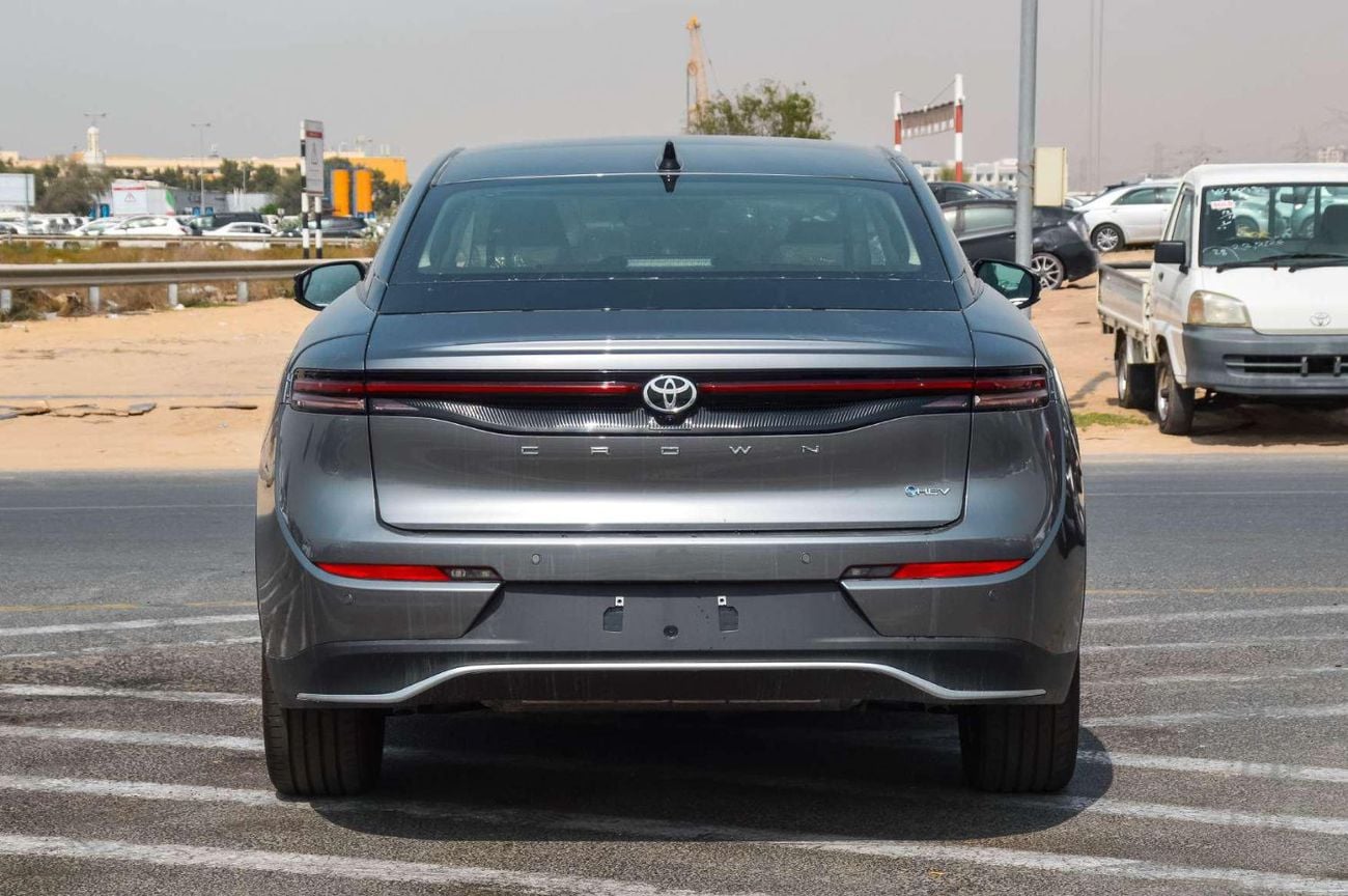 تويوتا كراون HEV 2.5L FWD SEDAN 2026