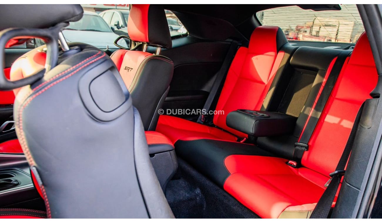 Dodge Challenger Dodge Challenger SXT V6 / 2018 / USA