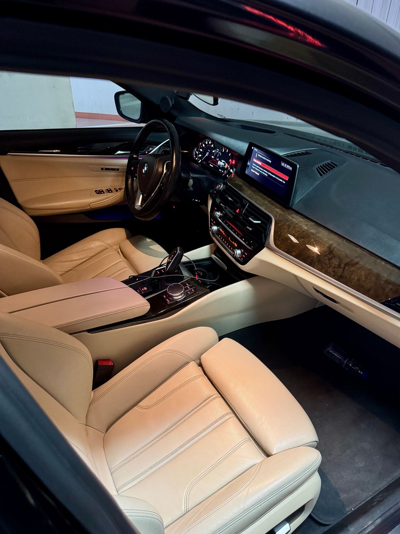 بي أم دبليو 530i