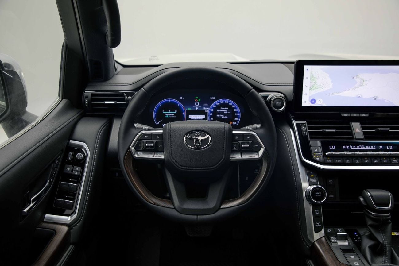 تويوتا لاند كروزر VX 3.3L - Grey Metallic Inside Black | Export Only