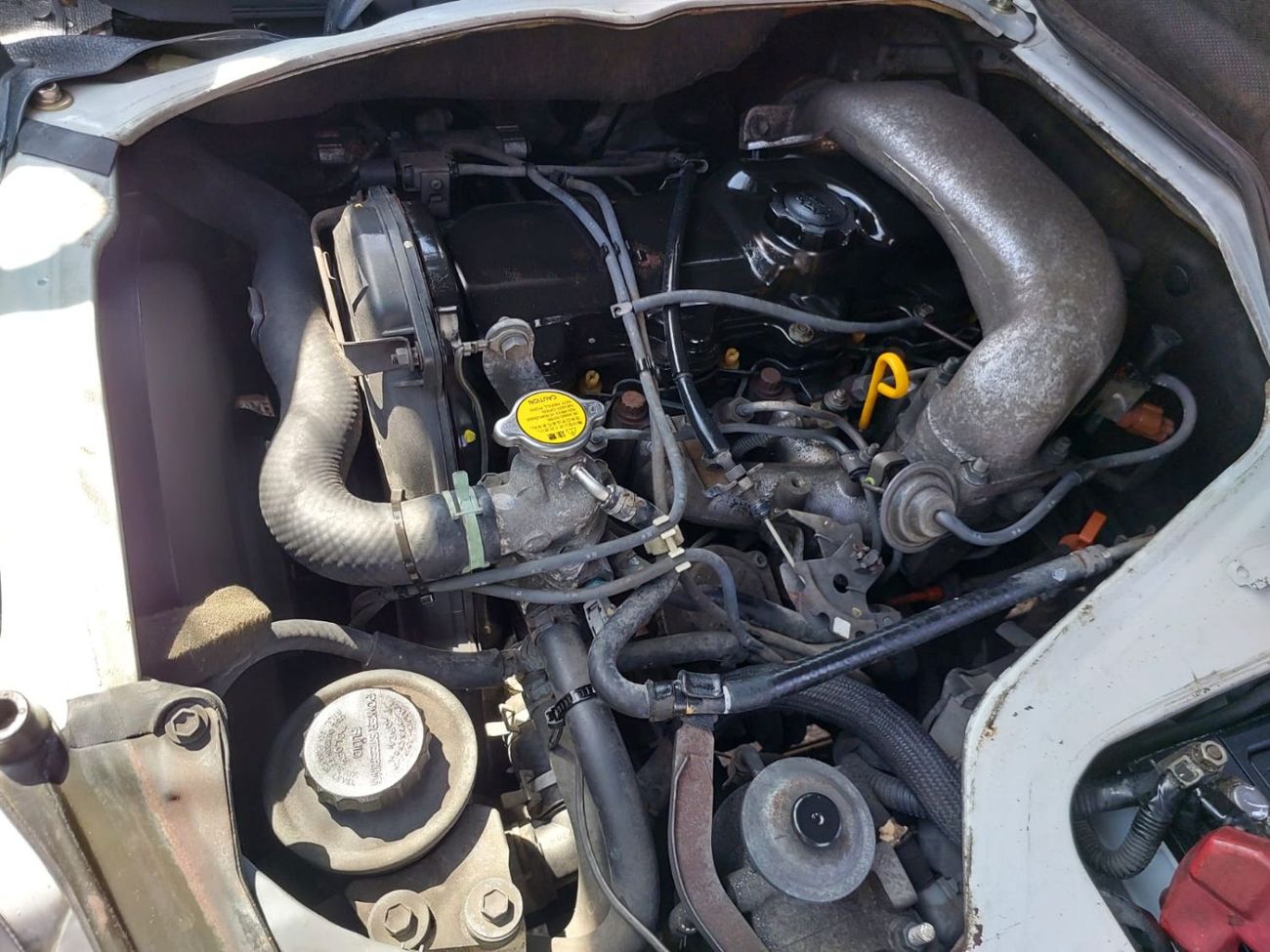 Toyota Hiace (RAMADAN OFFER) TOYOTA HIACE VAN RHD 2001 MODEL 3.0 L DIESEL AUTOMATIC(PM07214)