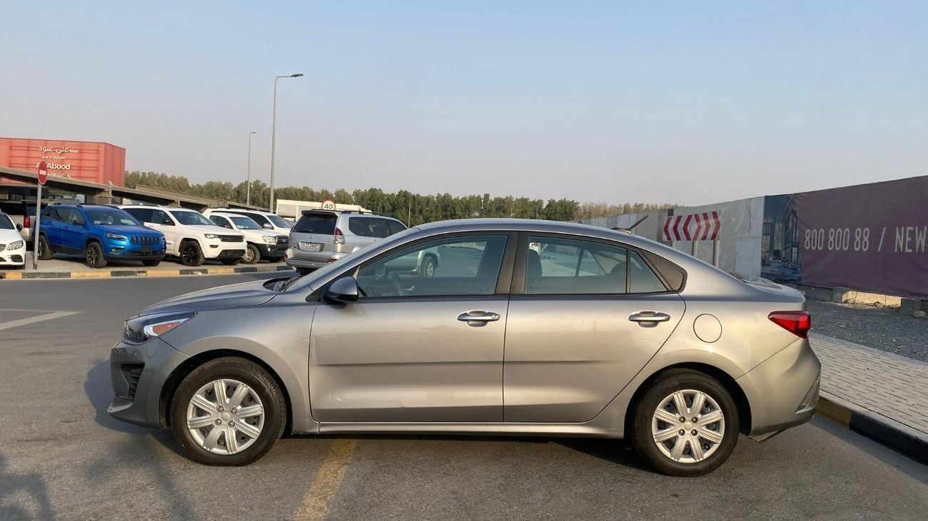 كيا ريو MPI 1.6L Sedan