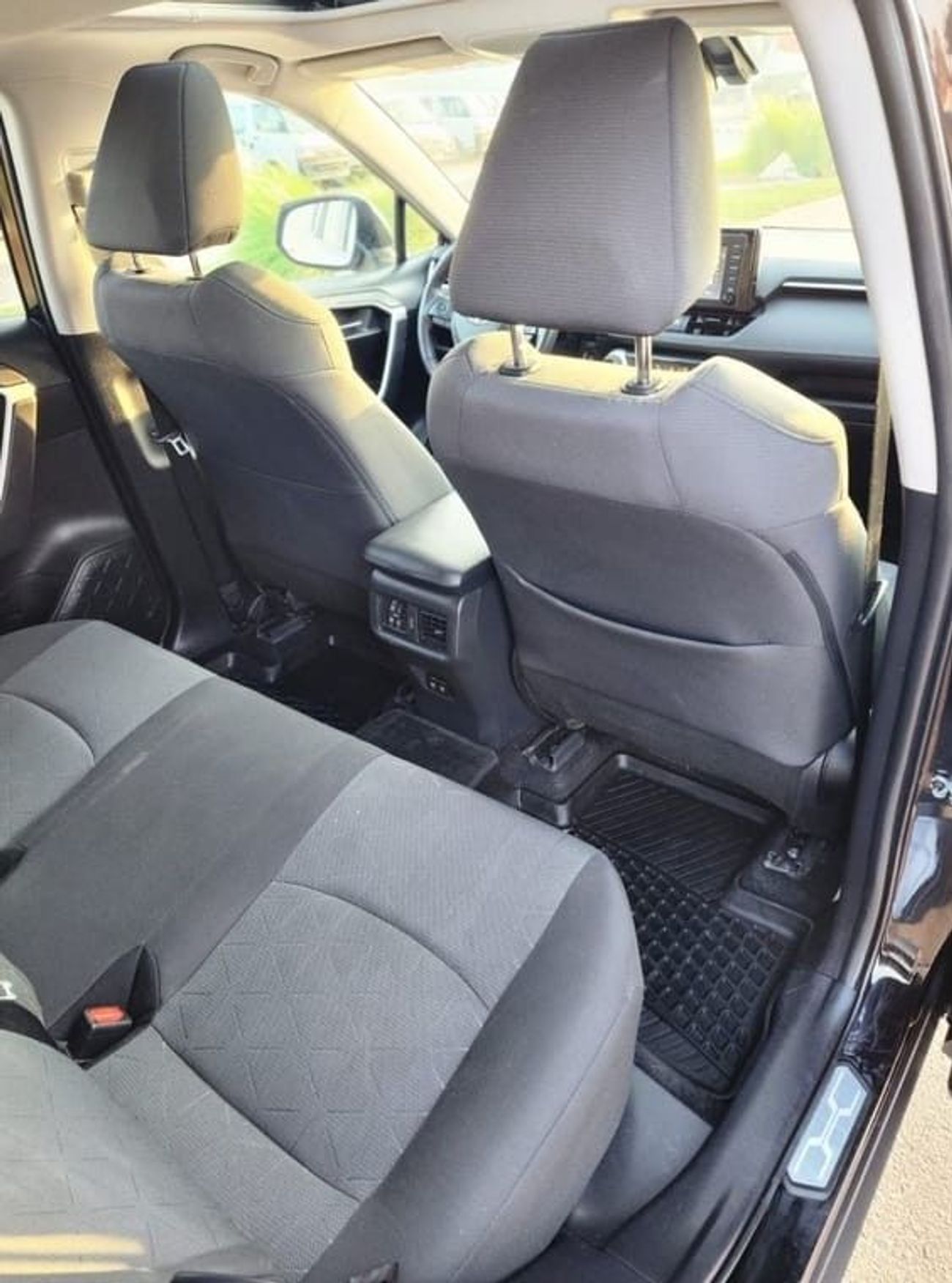 Toyota RAV4 GXR 2.5L 4WD TOYOTA RAV4 4WD XLE full Option