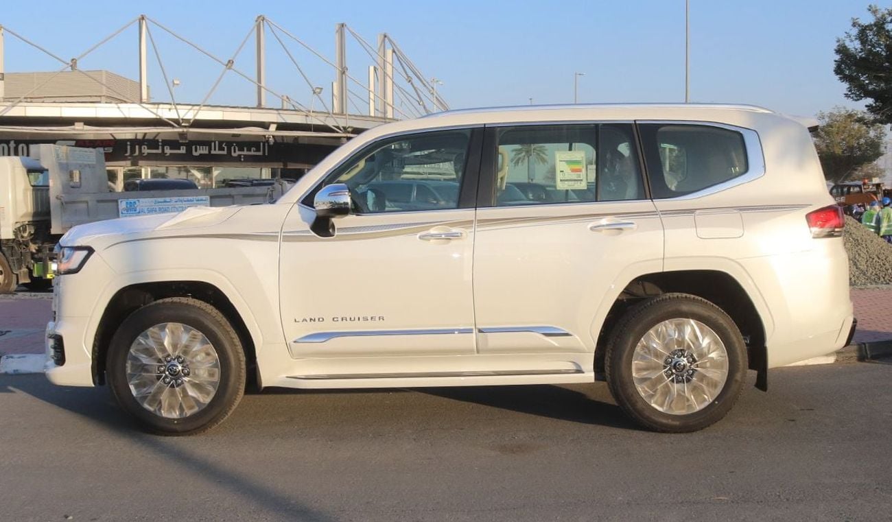 تويوتا لاند كروزر 2026 Model Toyota Land Cruiser (LC300) VX, 4.0L Petrol 4WD 6A/T