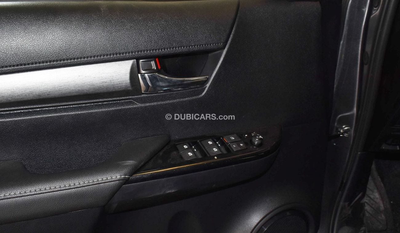 Toyota Hilux 2023 Toyota Hilux 4x4 DC 4.0 AD HI P A/T - Grey inside Black | Export Only