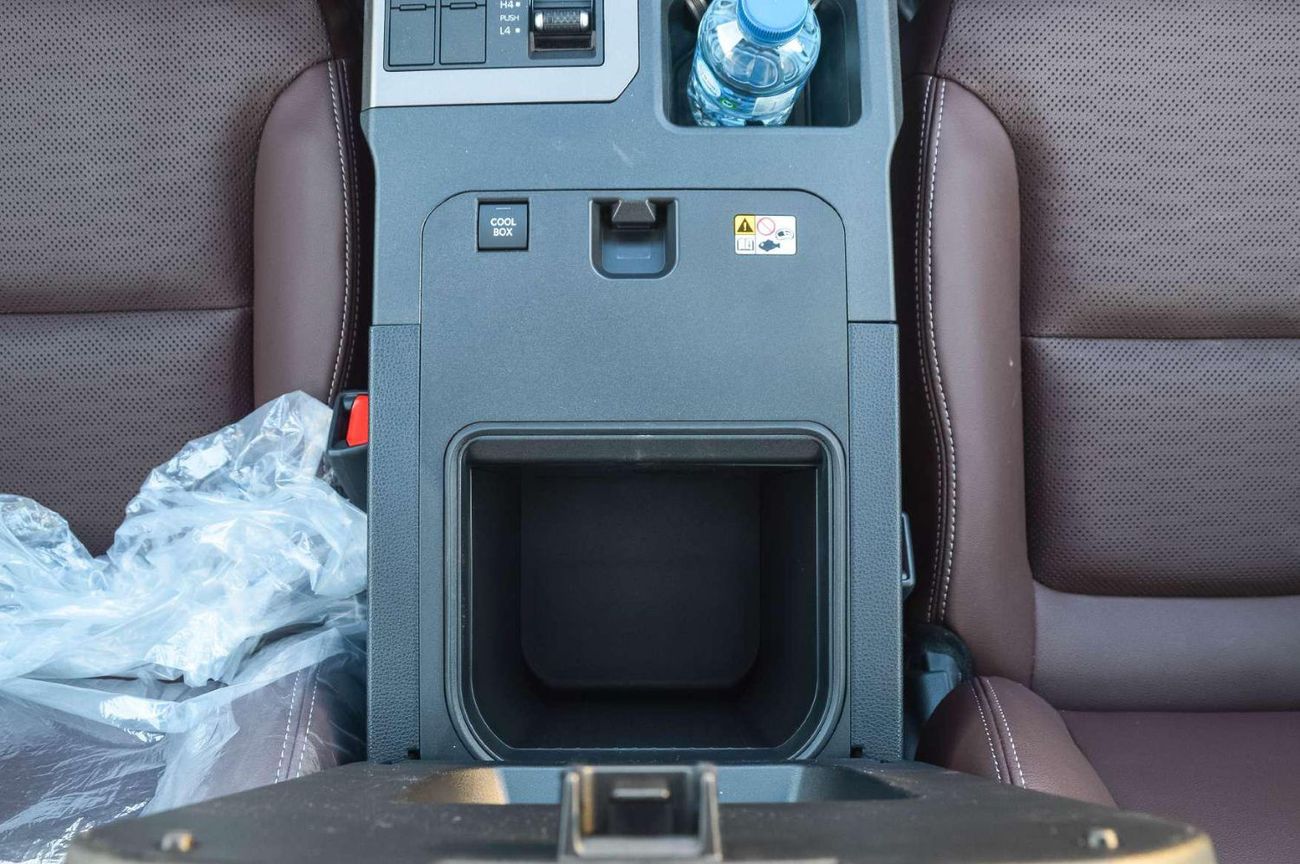 تويوتا برادو TOYOTA LAND CRUISER PRADO 2.4L FIRST EDITION 4WD SUV 2024