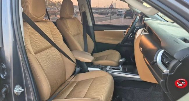 Toyota Fortuner GXR, миниатюра 25