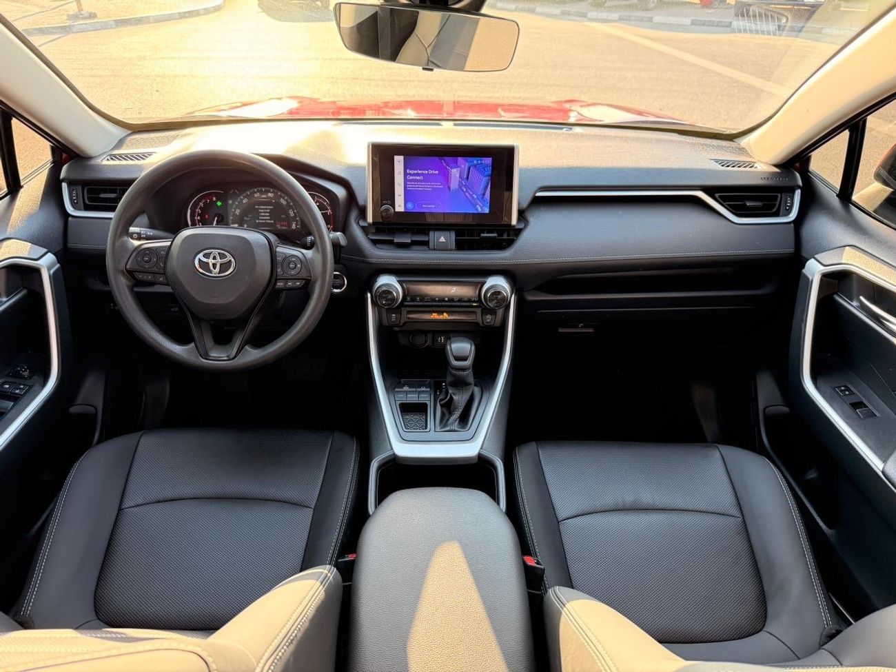 Toyota RAV4 XLE 2.5L Full option