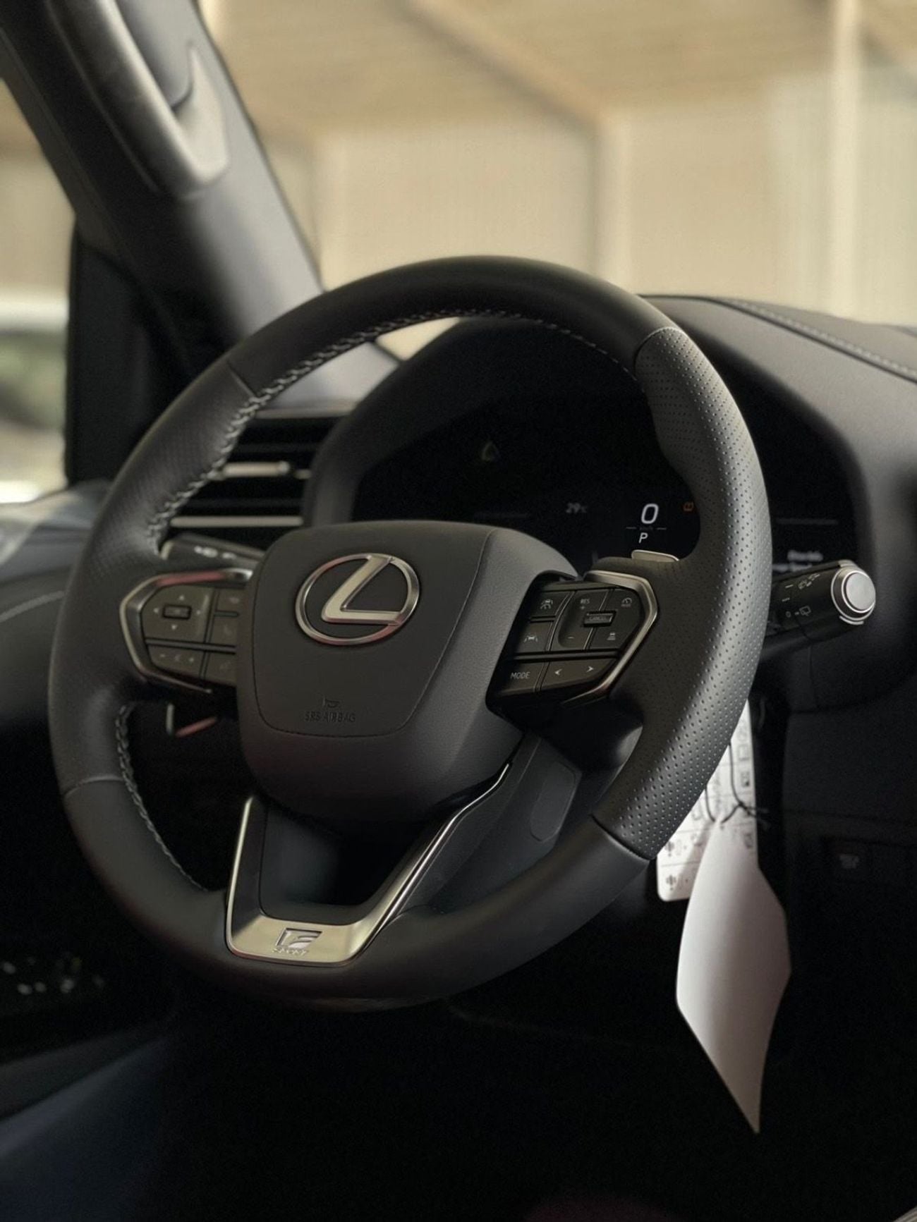 لكزس LX 700h F SPORT