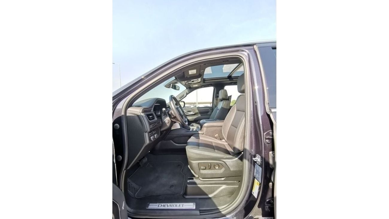 Chevrolet Suburban Chevrolet LT Suburban - 2022- Grey