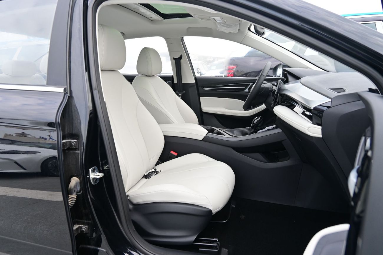 أم جي 5 MG5 1.5L, Petrol, FWD Model 2025 Color Black