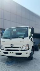 Hino 300 Hino 300 Series 917 XLWB Euro 5 - 2026