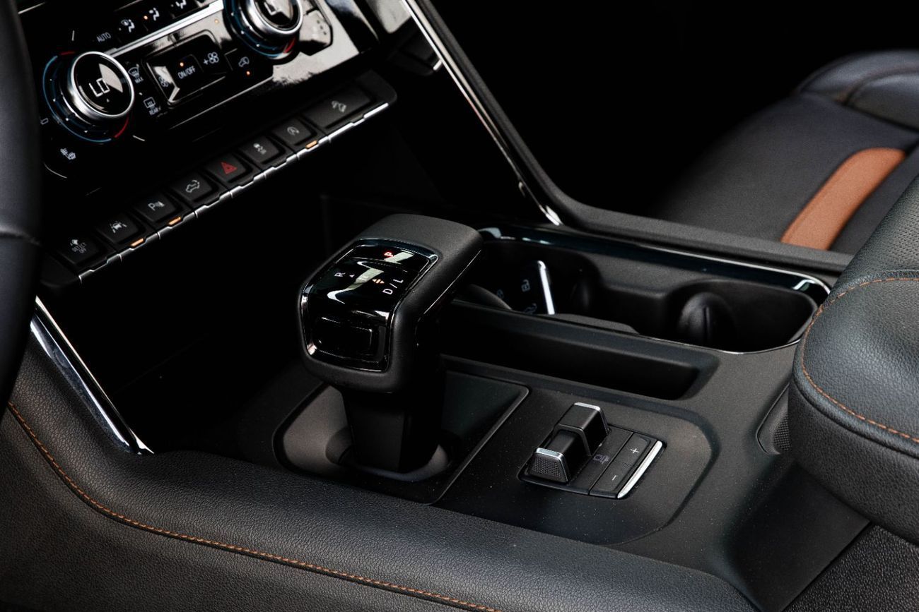 GMC Sierra AT4 | 4,112 P.M | 0% Downpayment | Agency Warranty + Service Contract!