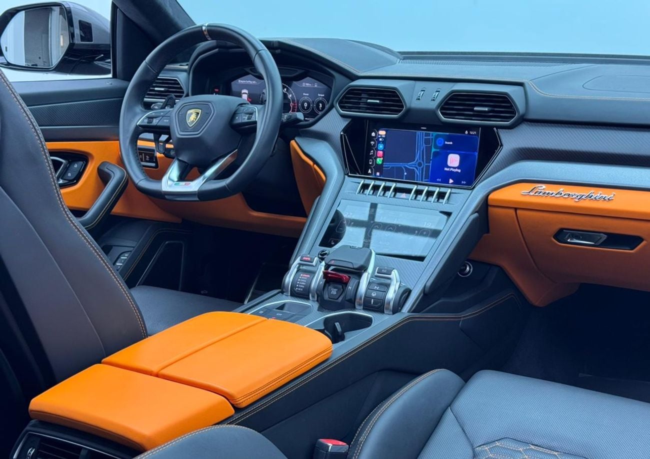 Lamborghini Urus STD 4.0T V8 2022 Lamborghini Urus, 28 / 10 / 2026 Lamborghini Warranty, Lamborghini Service History,