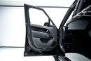 لاند روفر رينج روفر RANGE ROVER SV P530 | MIDDLE EAST SPECS | REAR TVS | LEG REST TWO TONE INTERIOR