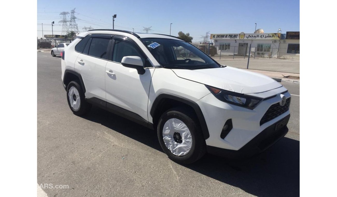 تويوتا راف ٤ TOYOTA RAV4 XLE