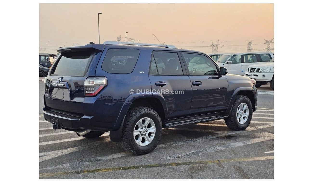 Toyota 4Runner “Offer”2017 Toyota 4Runner SR5 Premium 4x4 AWD 4.0L V6- UAE PASS