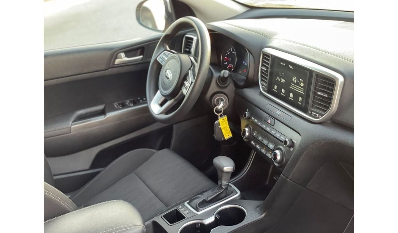 Kia Sportage 2021 Kia Sportage 2.4L V4 MidOption+ - AWD 4x4 - Apple & Android Play Full Serviced - 56000 mileage