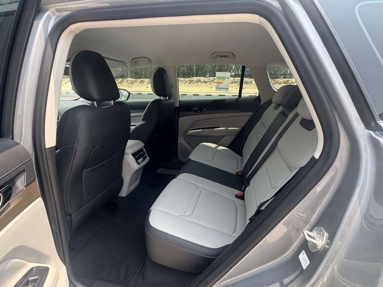 فورد تيريتوري Ambiente